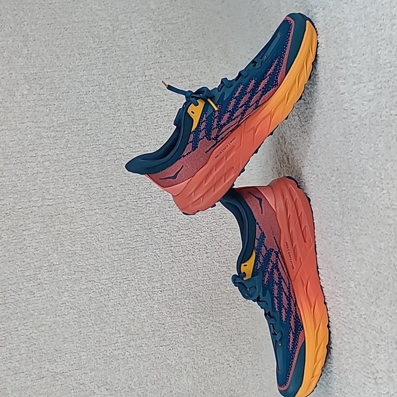 HOKA Speedgoat 5 Trail-Running Shoes - Women's - Picture 6 of 8